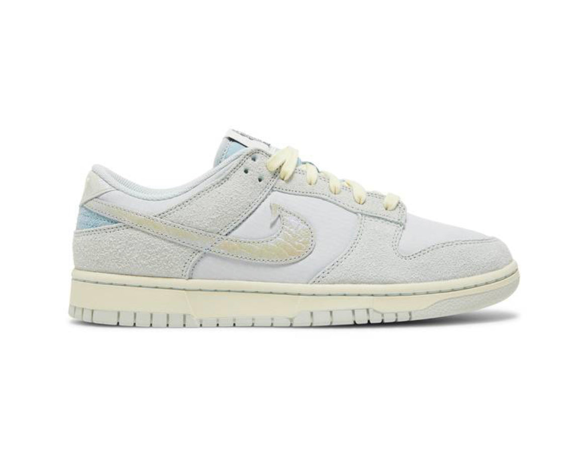 Dunk low SE Gone Fishing Salmon